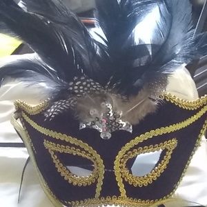 Masquerade mask